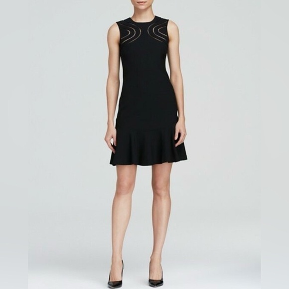 Diane Von Furstenberg Maureen Dress‎ LBD Laser Cut
Flounce Dress Size 2 - Picture 2 of 14